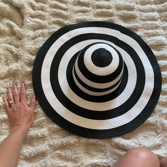Sun hat - Picture 2 of 4